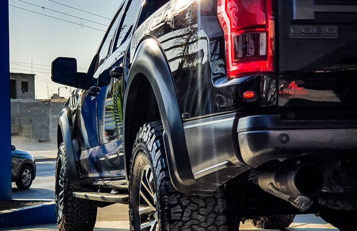 Ford Lobo Raptor 2019 lleno