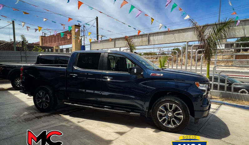 Chevrolet Cheyenne RST 2022 lleno