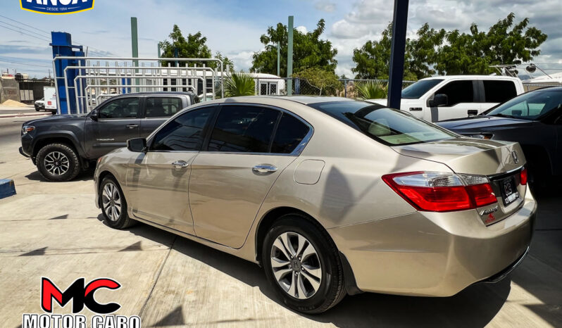 Honda Accord 2015 lleno