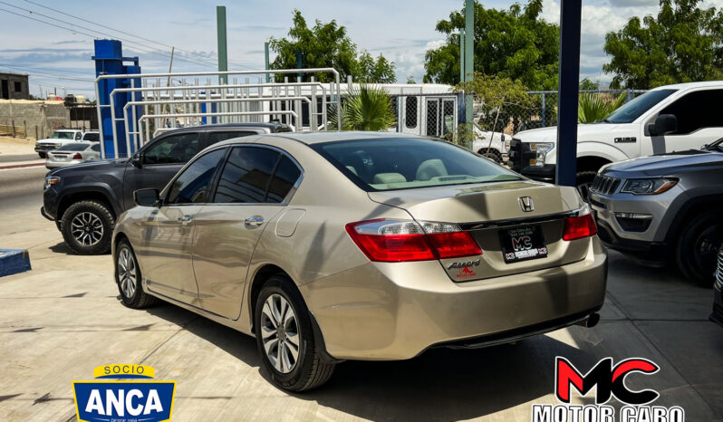 Honda Accord 2015 lleno