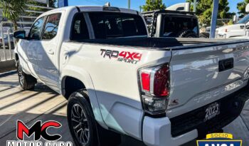 Toyota Tacoma 2023 lleno