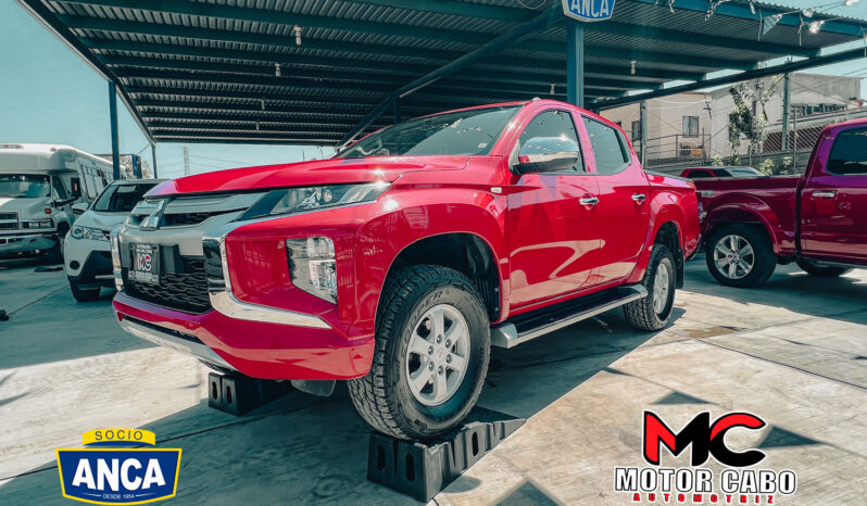 Mitsubishi L200 2020 lleno