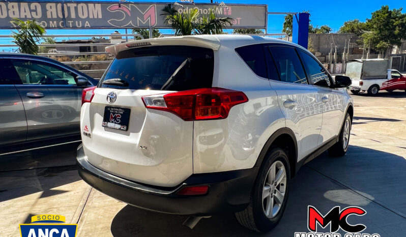 Toyota RAV4 2014 lleno