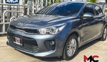 Kia Rio 2018 lleno