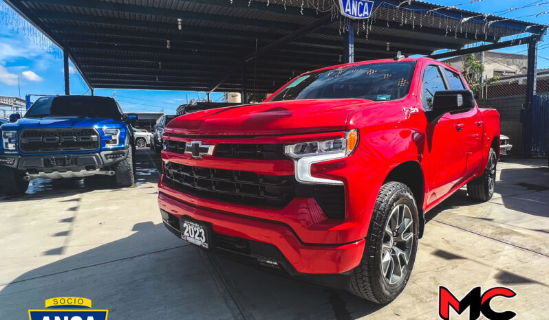 Chevrolet Cheyenne 2023 lleno