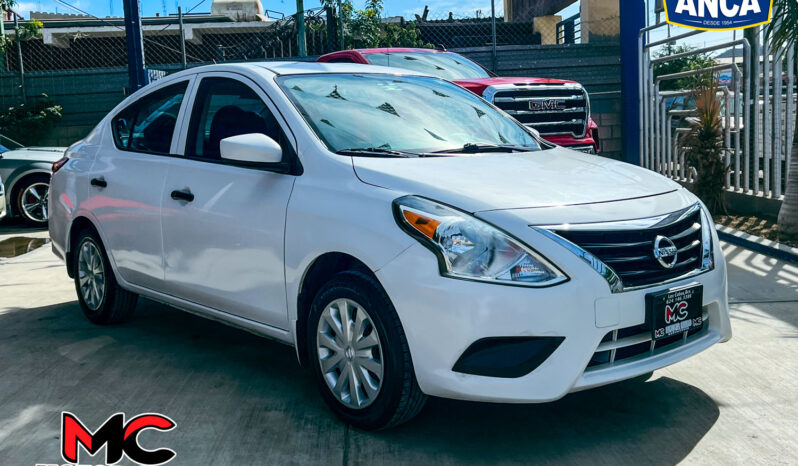 Nissan Versa 2016 lleno