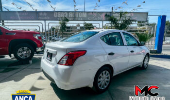 Nissan Versa 2016 lleno