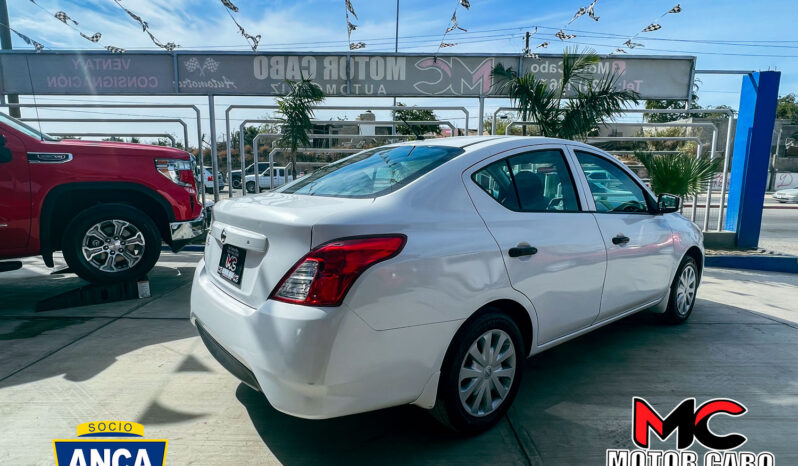 Nissan Versa 2016 lleno