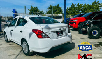 Nissan Versa 2016 lleno