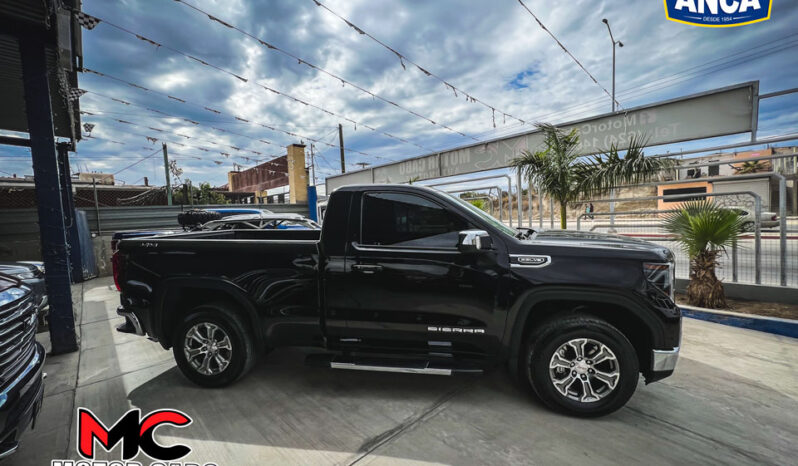 GMC Sierra 2022 lleno