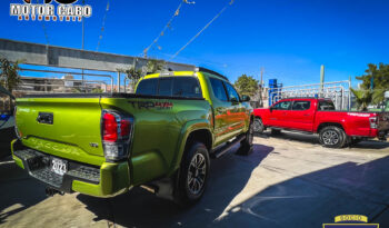 Toyota Tacoma 2023 lleno