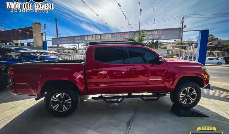 Toyota Tacoma 2018 lleno