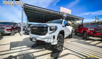 GMC Sierra 2023 lleno