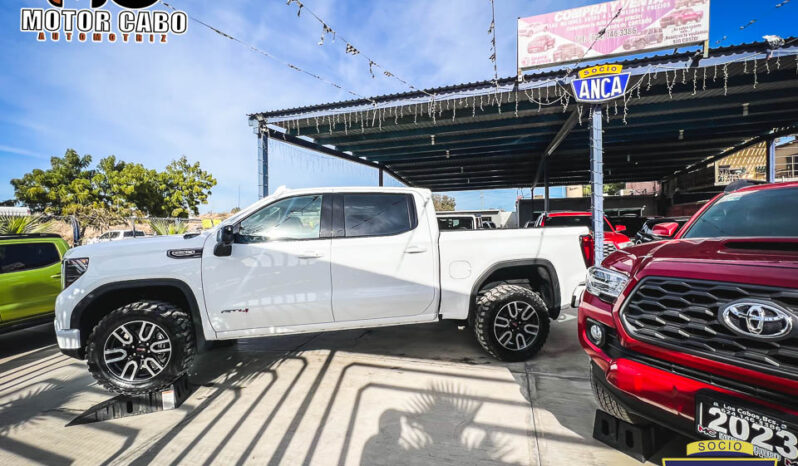 GMC Sierra 2023 lleno