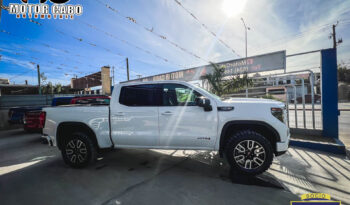 GMC Sierra 2023 lleno