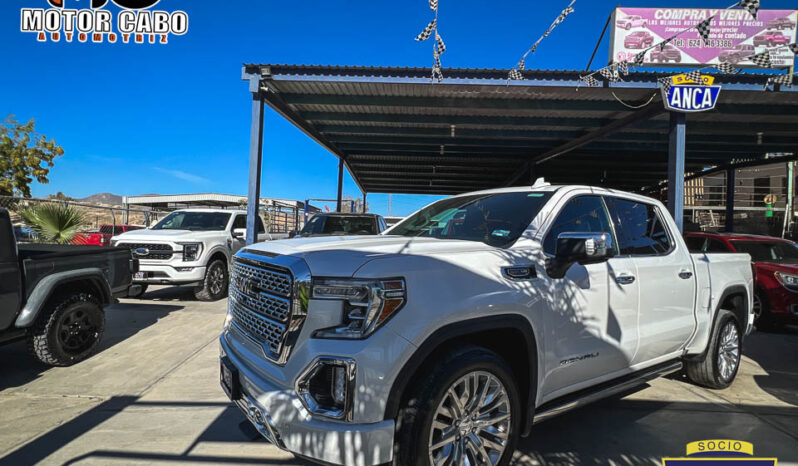 GMC Sierra Denali 2019 lleno