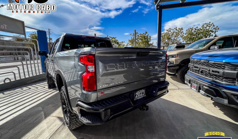 Chevrolet Cheyenne 2023 lleno