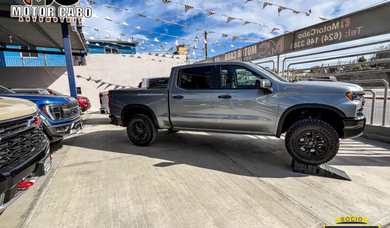 Chevrolet Cheyenne 2023 lleno