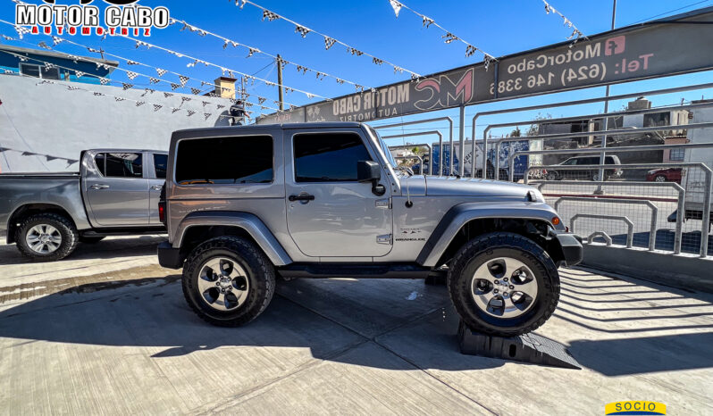 Jeep Wrangler Sahara 2017 lleno