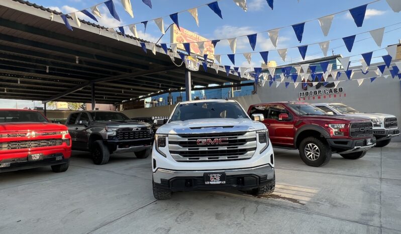 GMC Sierra 2022 lleno