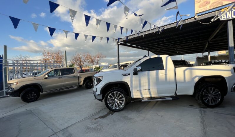 GMC Sierra 2022 lleno