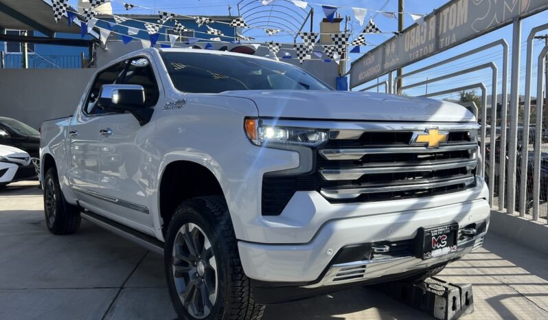 Chevrolet Chayanne High Country 2023 lleno