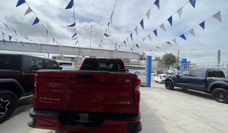 Chevrolet Cheyenne RST 2022 lleno