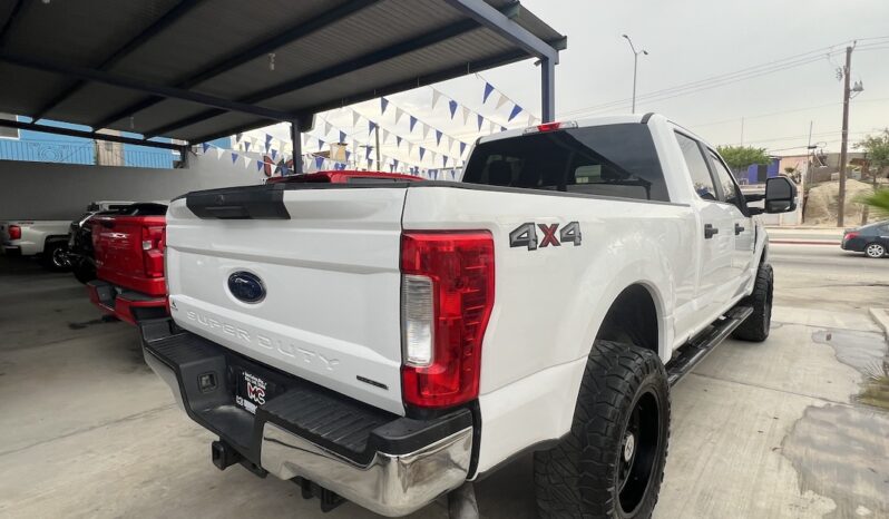 Ford F 250 2018 lleno