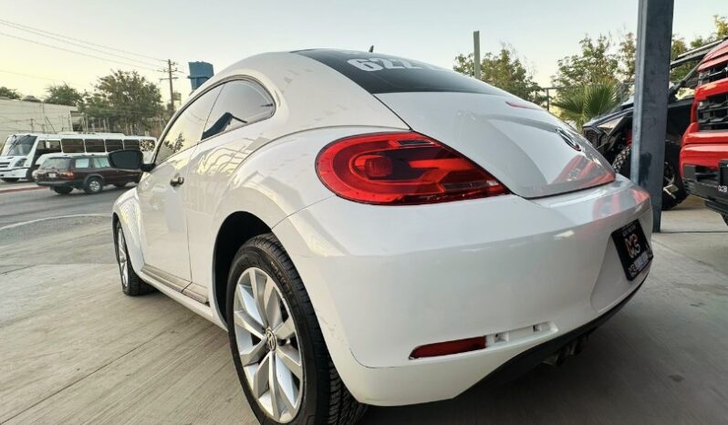 Volkswagen Beetle 2014 lleno