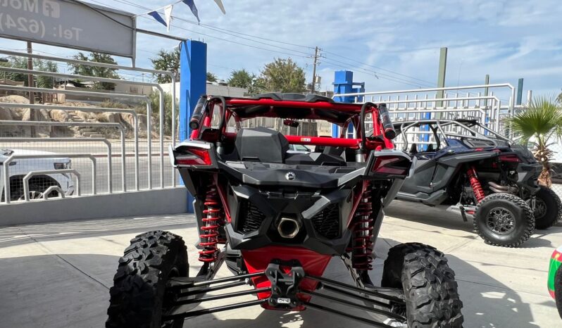 An Am Maverick XRS 2024 lleno