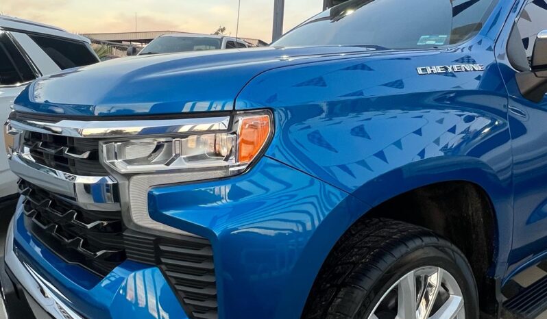 Chevrolet Cheyenne 2023 lleno