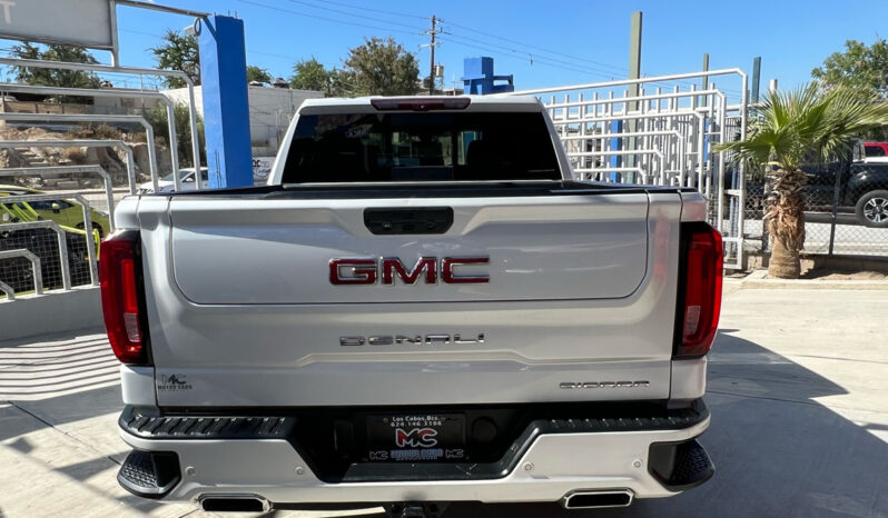 GMC Sierra Denali 2020 lleno