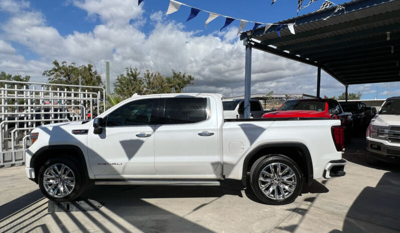 GMC Sierra Denali 2020 lleno