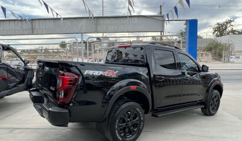 Nissan Frontier 2021 lleno