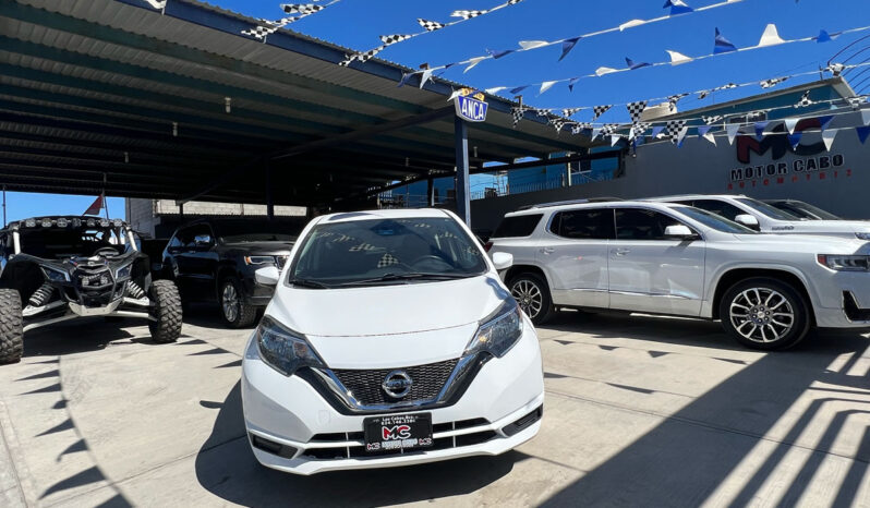 Nissan versa 2017 lleno