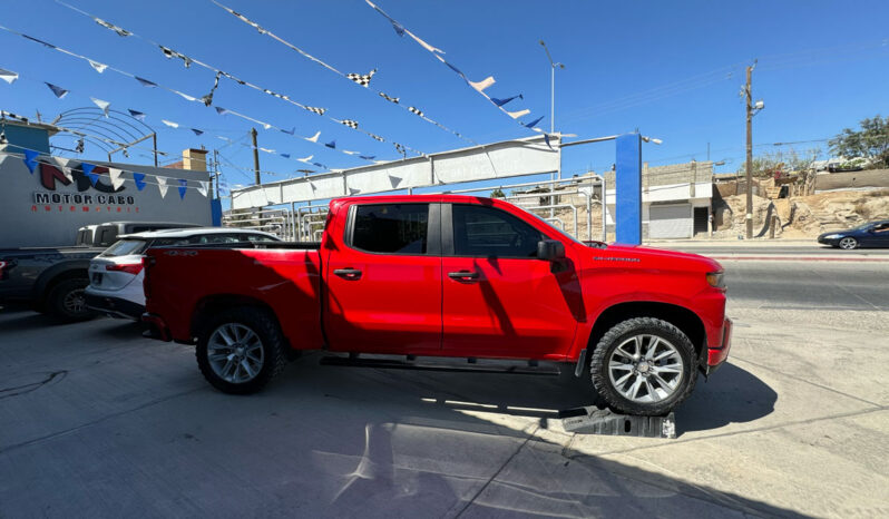 Silverado Custom 2021 lleno