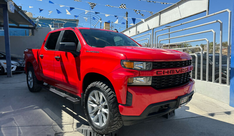 Silverado Custom 2021 lleno