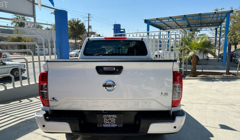 Nissan Frontier 2021 lleno