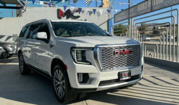 GMC Yukon Denali 2021 lleno