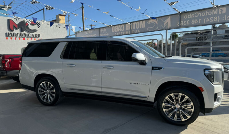 GMC Yukon 2021 lleno