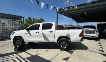 Toyota Hilux 2022 lleno