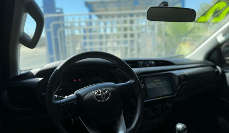 Toyota Hilux 2022 lleno