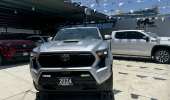 Toyota Tacoma gris 2024 lleno