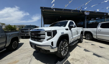 GMC Sierra 2022 lleno