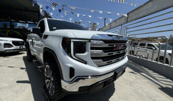 GMC Sierra 2022 lleno