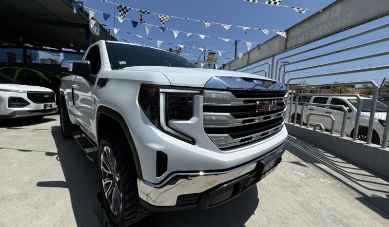 GMC Sierra 2022 lleno