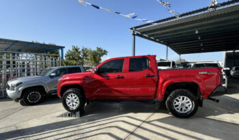 Toyota Tacoma roja 2024 lleno