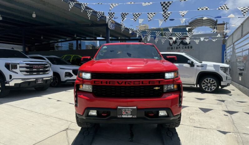 Silverado Custom 2021 lleno