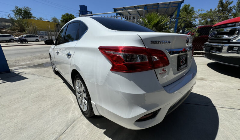 Nissan Sentra 2017 lleno