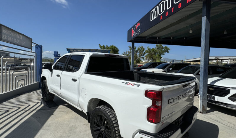 Chevrolet Silverado 2021 lleno